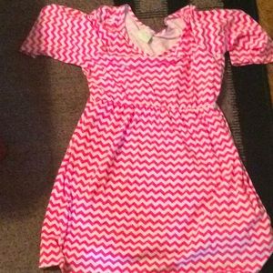 3x (fits more like a 2x) knee length dress